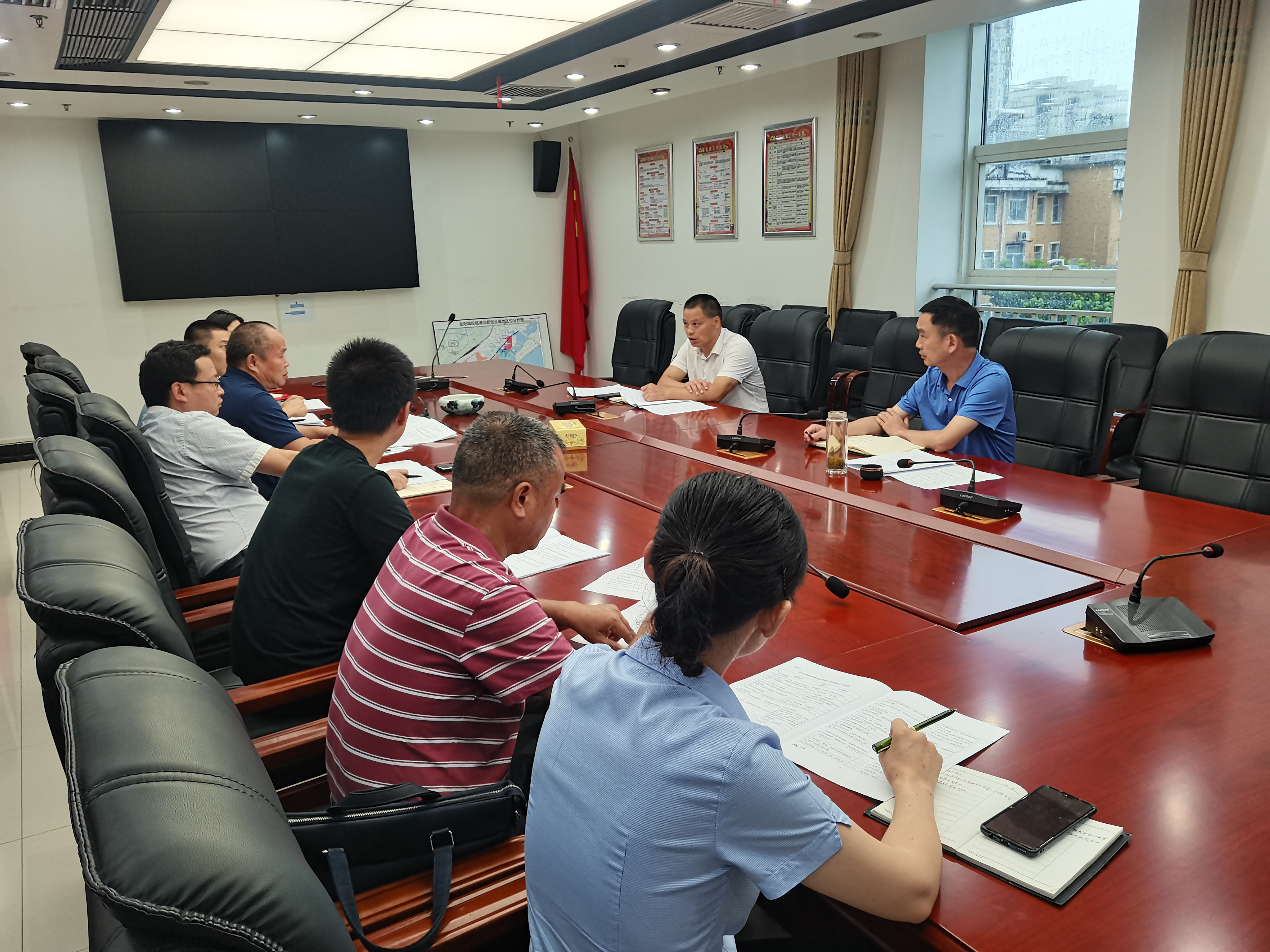 7.13部署長江經(jīng)濟(jì)帶生態(tài)環(huán)境突出問題整改和三峽集團(tuán)參與共抓長江大保護(hù)工作第四次現(xiàn)場會籌備工作.jpg 7.13部署長江經(jīng)濟(jì)帶生態(tài)環(huán)境突出問題整改和三峽集團(tuán)參與共抓長江大保護(hù)工作第四次現(xiàn)場會籌備工作.jpg